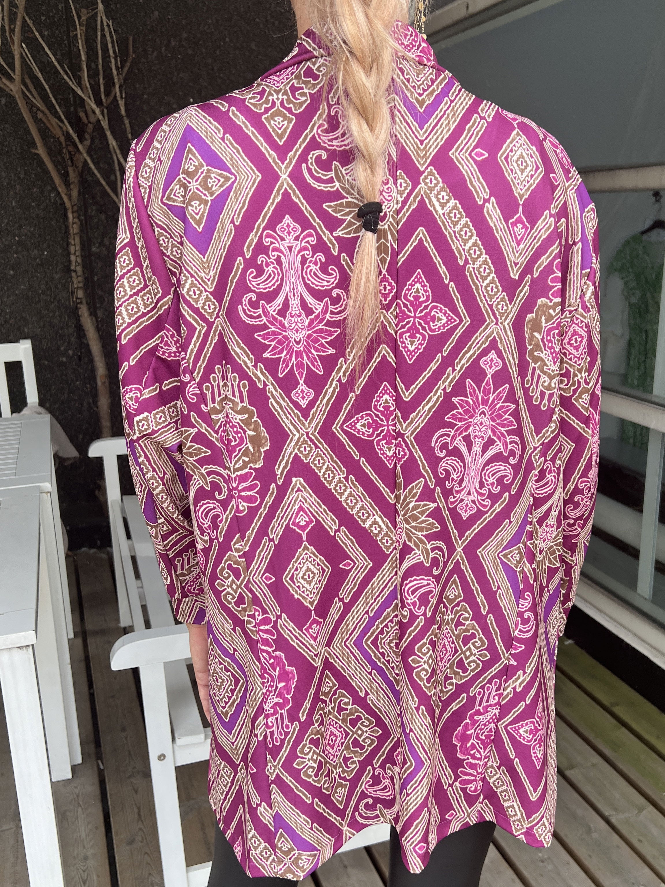 Alberte Pattern - Blazer i mönster